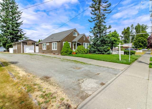 Property at 3208 Porter St, Enumclaw, WA 98022, 4 beds, 2 baths