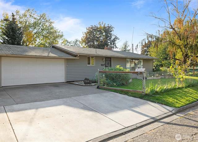 Property at 708 Alvarado Ter, Walla Walla, WA 99362, 4 beds, 2 baths