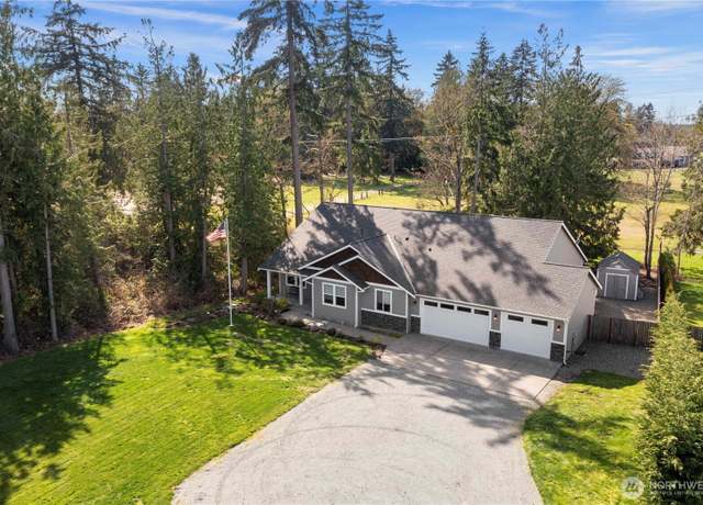 Property at 14528 Bingham Ave E, Tacoma, WA 98446, 3 beds, 2.5 baths