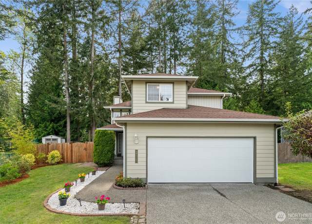 Property at 214 S 330th Pl, Federal Way, WA 98003, 3 beds, 2.5 baths