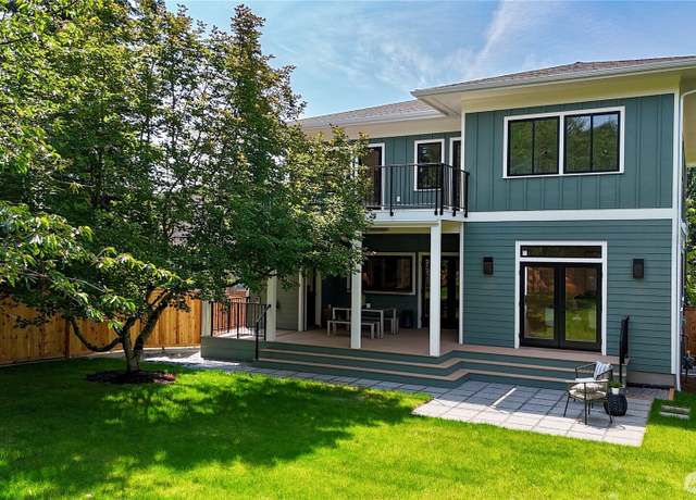 Property at 4338 NE 58th St, Seattle, WA 98105, 6 beds, 5.5 baths