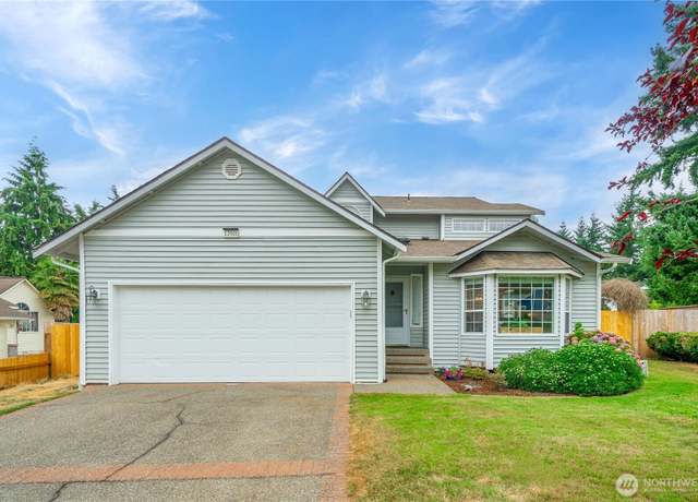 Property at 12900 SE 317th Ct, Auburn, WA 98092, 4 beds, 2.5 baths