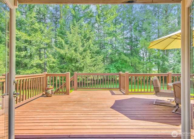 Property at 27521 Florence acres Rd, Monroe, WA 98272, 3 beds, 2.5 baths