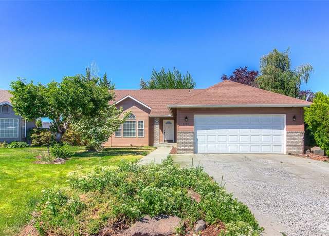 Property at 1620 S 68th Ave, Yakima, WA 98908, 3 beds, 2 baths