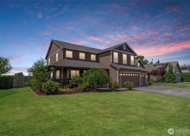 Property at 1877 Emerald Way, Lynden, WA 98264, 4 beds, 2.5 baths