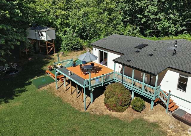 Property at 13519 206th St SE, Snohomish, WA 98296, 3 beds, 2.5 baths