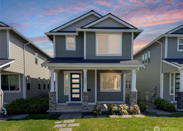 Property at 509 15th St SE, Puyallup, WA 98372, 4 beds, 3.5 baths