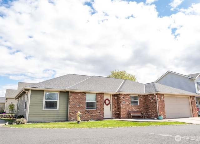 Property at 215 SE California Ave, College Place, WA 99324, 3 beds, 2 baths
