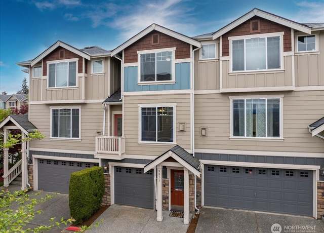 Property at 3011 Belmonte Ln, Everett, WA 98201, 2 beds, 2 baths