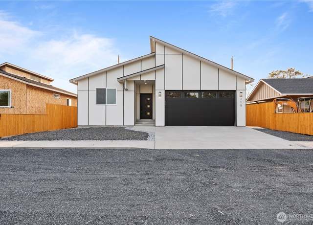 Property at 715 Buttercup St, Soap Lake, WA 98851, 3 beds, 2 baths