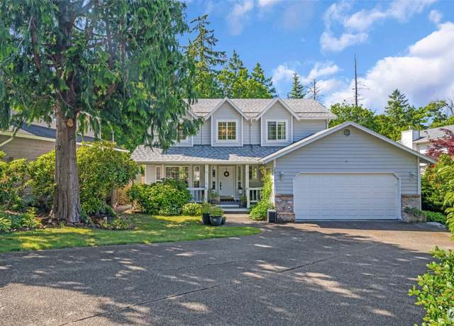 Property at 25161 13th Ave S, Des Moines, WA 98198, 4 beds, 2.5 baths