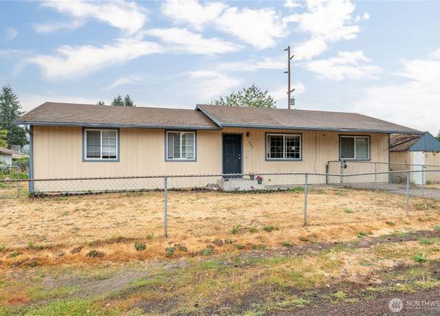 Property at 642 SW 5th Ave, Castle Rock, WA 98611, 4 beds, 2 baths
