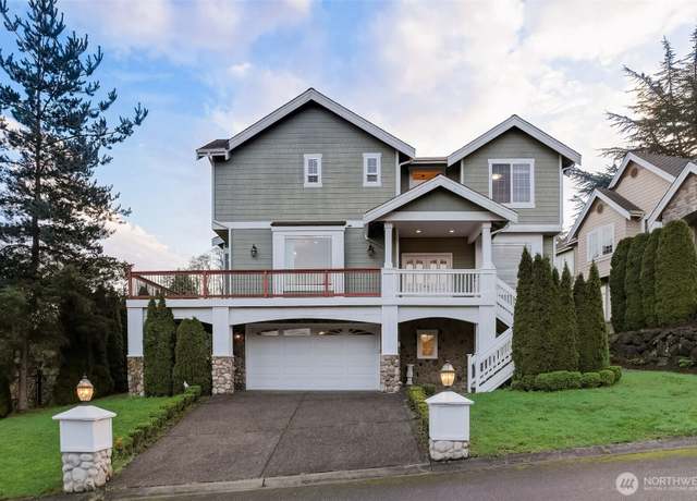 Property at 17411 NE 39th Ct NE, Redmond, WA 98052, 5 beds, 3 baths
