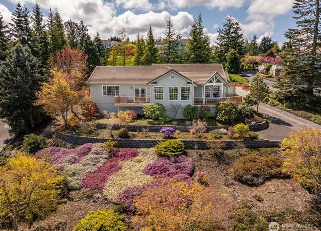 Property at 113 Quails Roost Rd, Sequim, WA 98382, 3 beds, 2 baths
