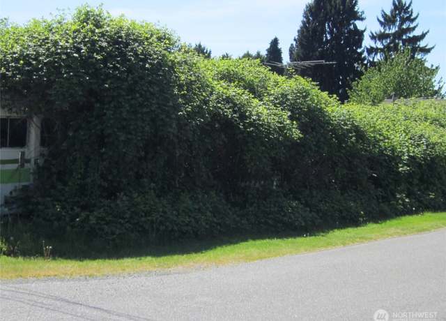 Property at 12203 45th Ave S, Tukwila, WA 98178