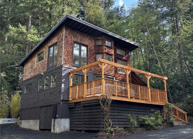 Property at 14535 SW Reddings Beach Rd, Vashon, WA 98070, 2 beds, 1 bath