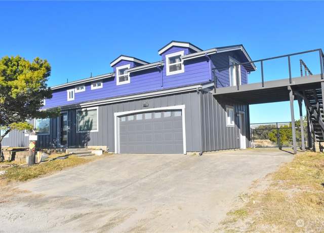 Property at 701 Oysterville Rd, Ocean Park, WA 98640, 2 beds, 2 baths