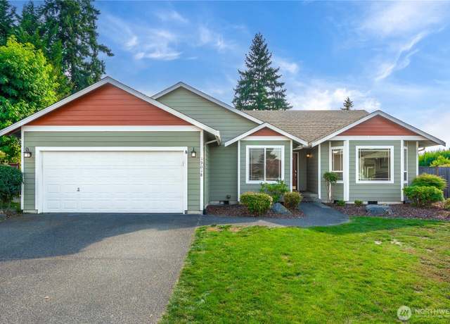 Property at 19018 104th Ave E, Puyallup, WA 98374, 3 beds, 2 baths