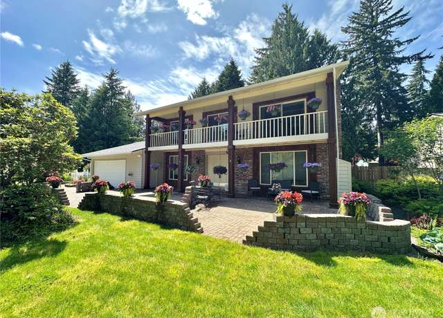 Property at 2931 Westwood St NW, Olympia, WA 98502, 4 beds, 2.5 baths