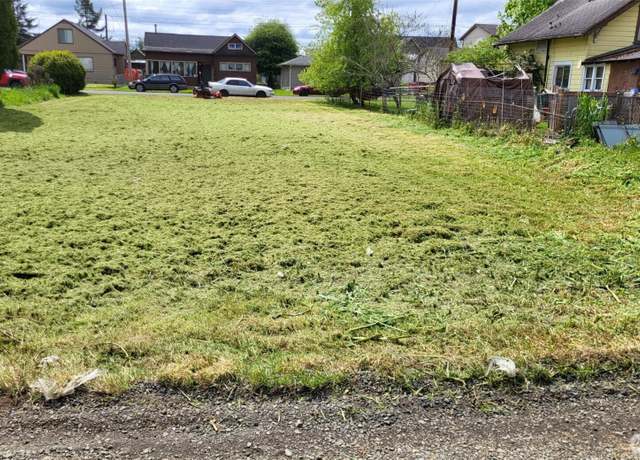 Property at 2411 Pacific Ave, Hoquiam, WA 98520