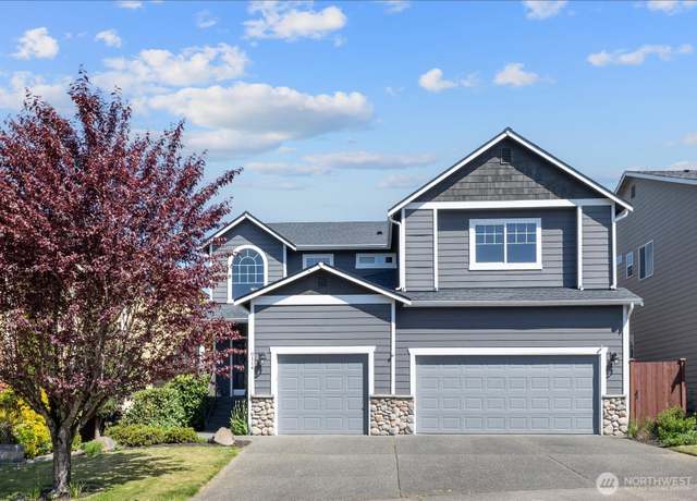 Property at 6114 SE 2nd Ln, Renton, WA 98059, 4 beds, 2.5 baths