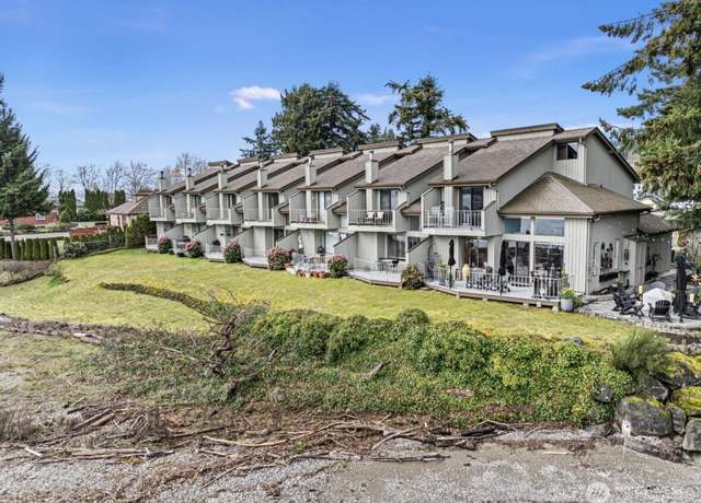 Property at 9092 Washington Ave NW #2, Silverdale, WA 98383, 2 beds, 1.5 baths