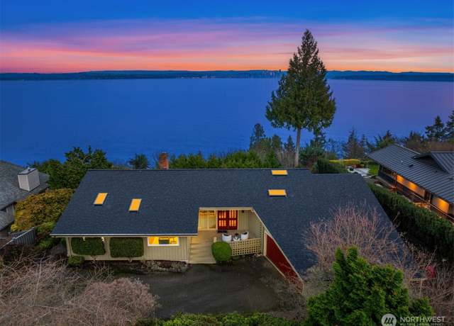 Property at 10837 Bill Point Blf NE, Bainbridge Island, WA 98110, 3 beds, 2.5 baths