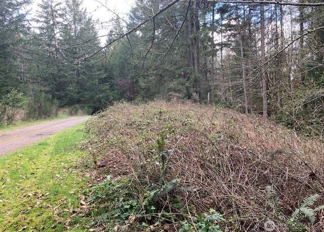 Property at 4798 SE Sleepy Hollow Ct, Port Orchard, WA 98366