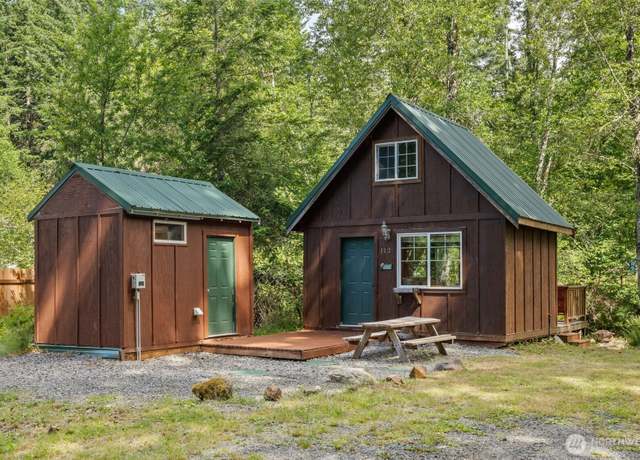 Property at 112 Mountain View Dr N, Ashford, WA 98304, 1 bed, 1 bath