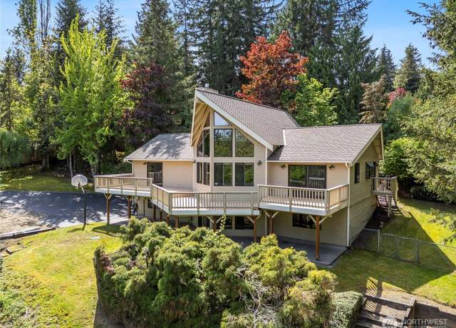Property at 5127 215th St SE, Woodinville, WA 98072, 3 beds, 3 baths