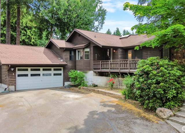 Property at 706 Holly Ln, Shelton, WA 98584, 3 beds, 2 baths