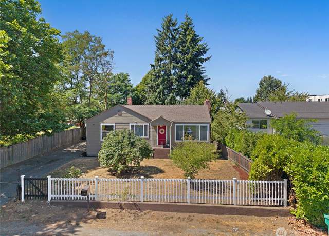 Property at 10743 14th Ave SW, Seattle, WA 98146, 4 beds, 1.5 baths