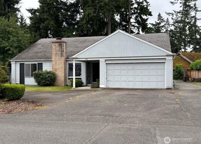 Property at 7916 Onyx Ct SW, Lakewood, WA 98498, 5 beds, 3 baths