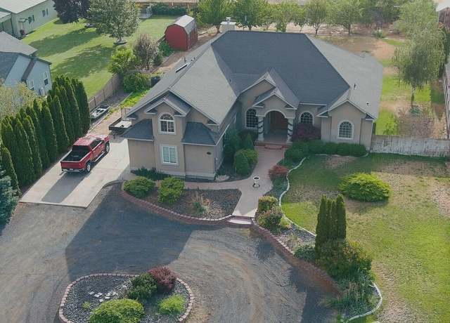Property at 3348 NE Westshore Dr, Moses Lake, WA 98837, 5 beds, 3 baths