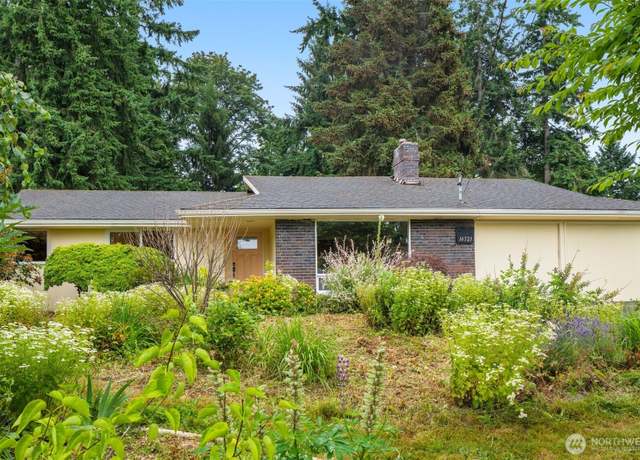 Property at 16521 SE 45th St, Bellevue, WA 98006, 3 beds, 2 baths