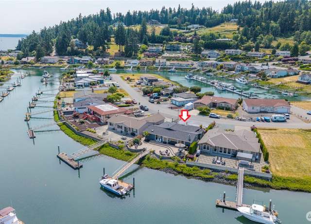 Property at 2250 Mariners Way, Oak Harbor, WA 98277, 2 beds, 2 baths