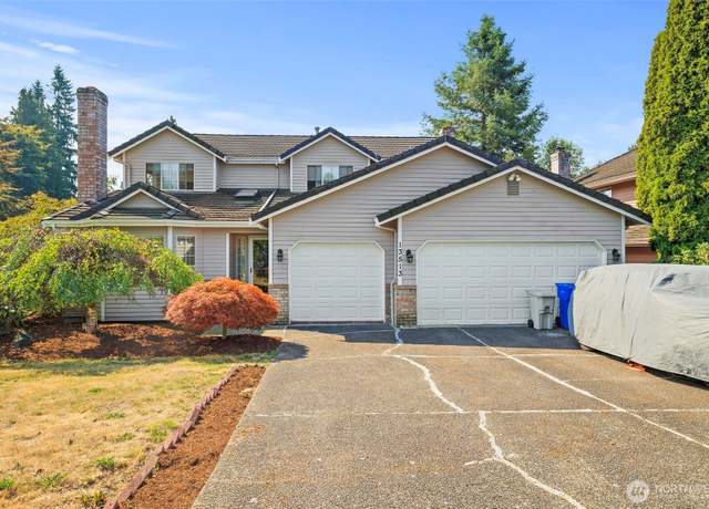 Property at 13513 SE 239th St, Kent, WA 98042, 4 beds, 2.5 baths