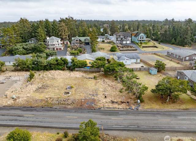Property at 31202 I St E, Ocean Park, WA 98640