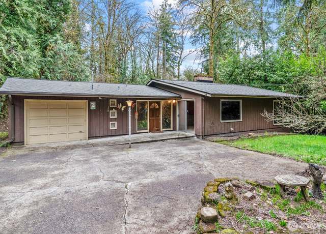 Property at 2938 Glenwood Dr, Longview, WA 98632, 2 beds, 2 baths