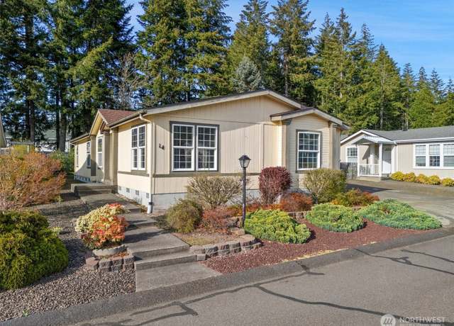 Property at 14 Christmas Tree Ln, Shelton, WA 98584, 2 beds, 2 baths