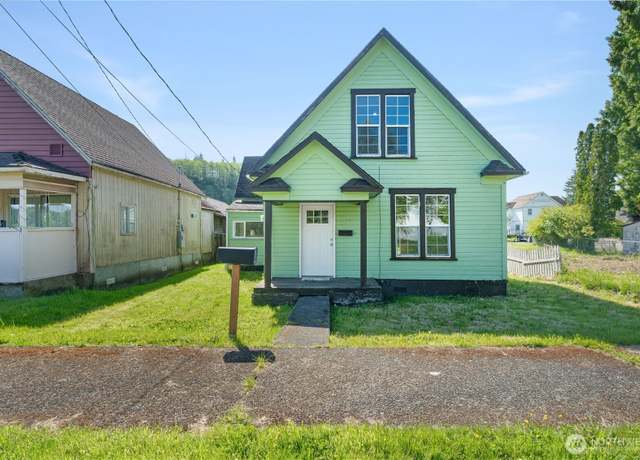 Property at 1109 River St, Hoquiam, WA 98550, 3 beds, 1 bath