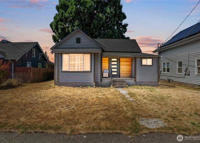 Property at 5424 S J St, Tacoma, WA 98408, 2 beds, 1 bath