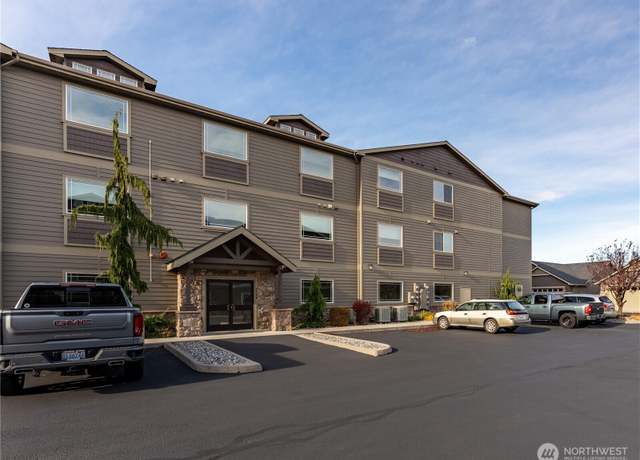 Property at 1750 Central Ave Unit D, Wenatchee, WA 98801, 3 beds, 2 baths