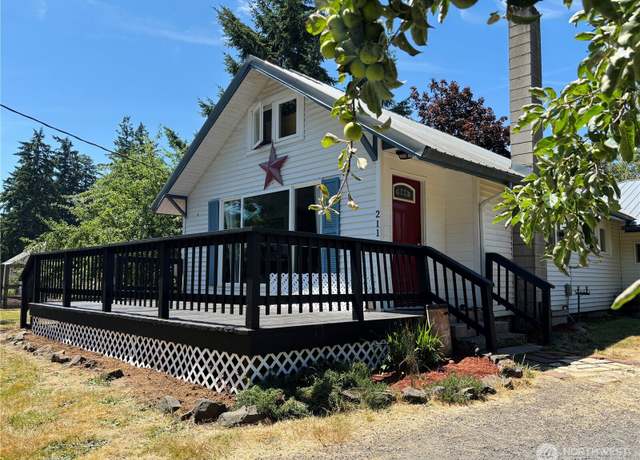 Property at 211 John Rd, Chehalis, WA 98532, 3 beds, 1 bath