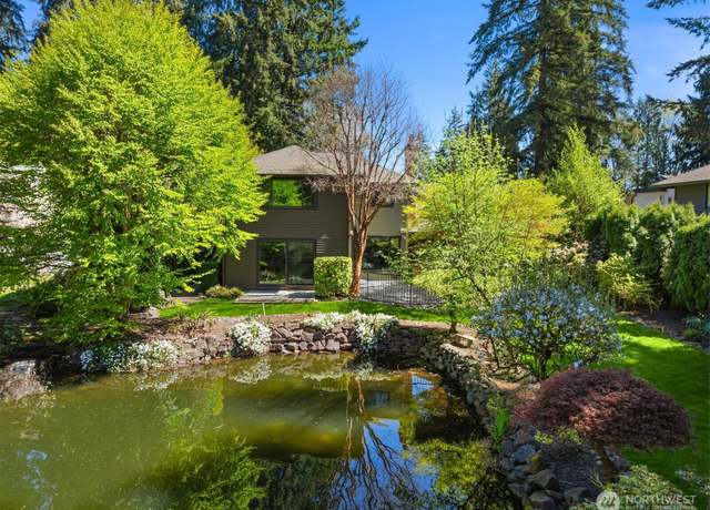 Property at 11516 NE 103rd Pl, Kirkland, WA 98033, 4 beds, 2.5 baths