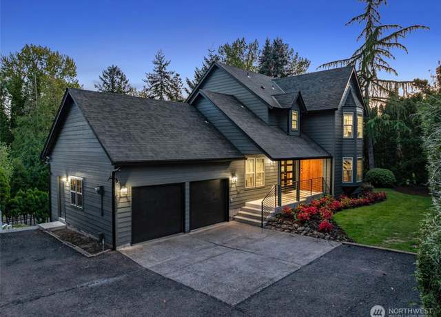 Property at 4412 SE 166th Pl, Vancouver, WA 98683, 5 beds, 3.5 baths