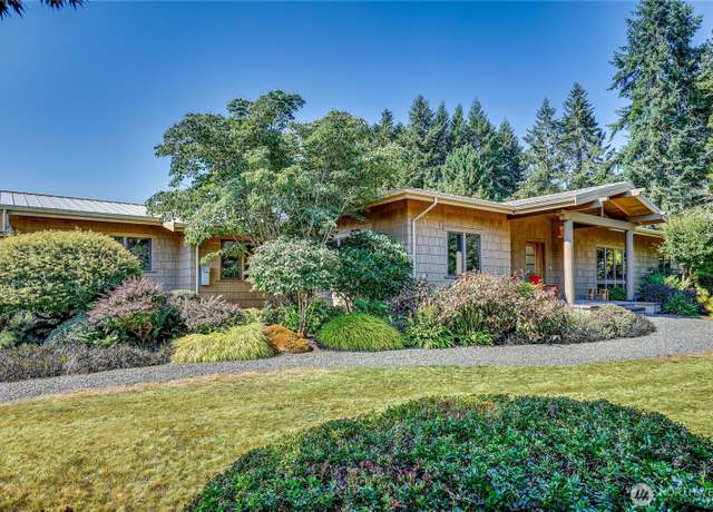 Property at 7870 NE Koura Farm Dr, Bainbridge Island, WA 98110, 3 beds, 3.5 baths