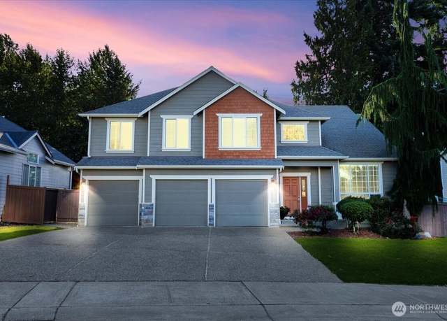 Property at 17329 34th Pl W, Lynnwood, WA 98037, 4 beds, 2.5 baths