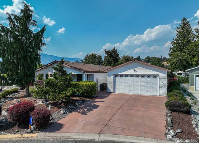 Property at 935 Sunrise Dr, Manson, WA 98831, 3 beds, 2 baths