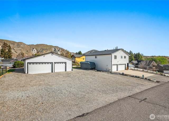Property at 225 E Marine View Pl, Orondo, WA 98843, 3 beds, 4 baths